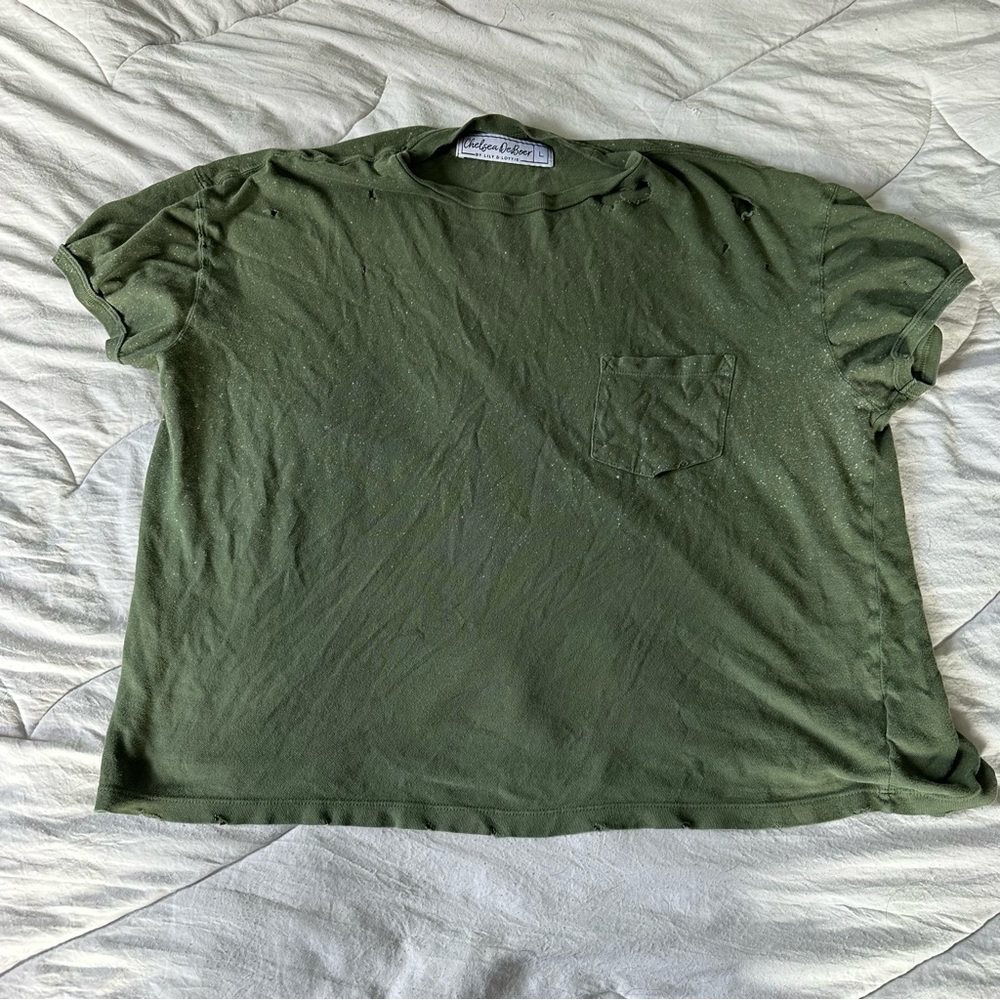 Chelsea Deboer distressed boyfriend t shirt